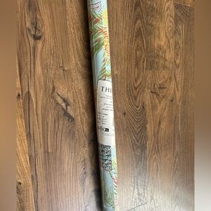 NWT THIBAUT Wallpaper Protea 1 Double Roll Light Blue T13925 Tropical Sealed New